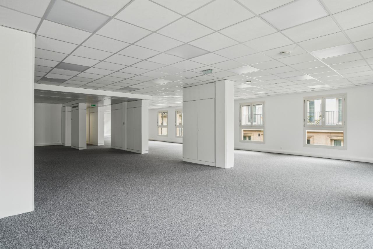 Bureau Paris 305m² Location bureau Paris OLBUR2206061 0